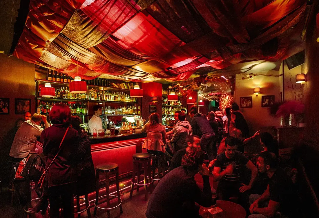 Slow Barcelona (Cocktail Bar & Boîte), Barcelona