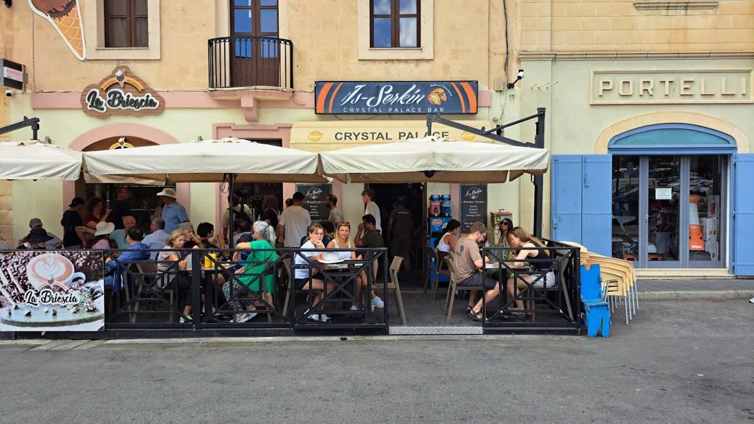 Is-Serkin – Crystal Palace Bar, St Julian's