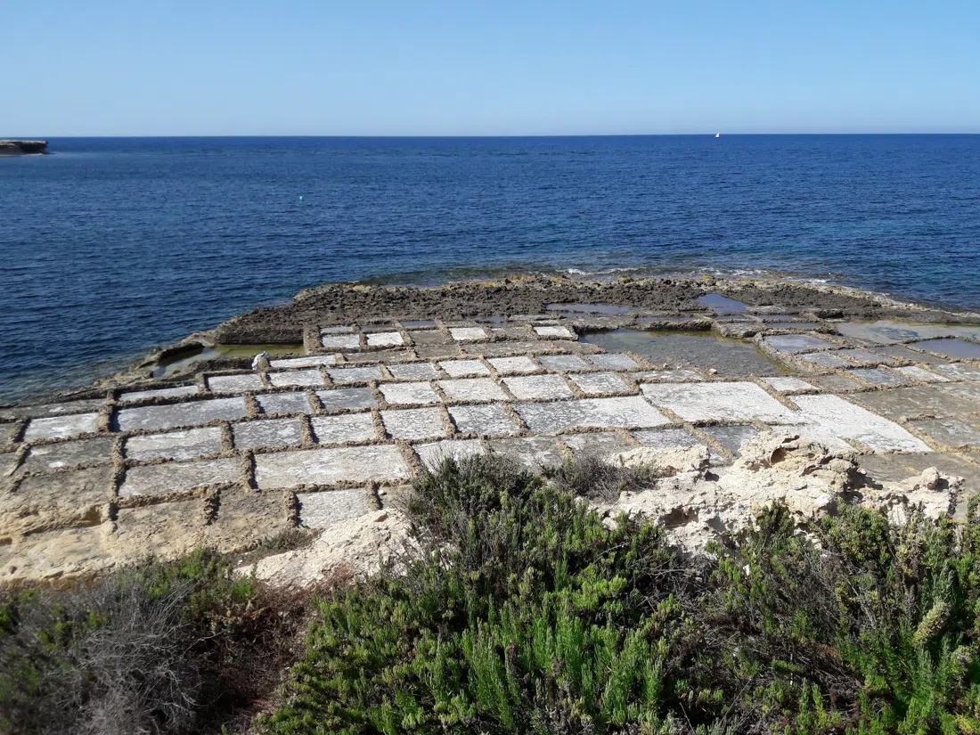 Marsalforn og Qbajjar Bay, St. Julian's