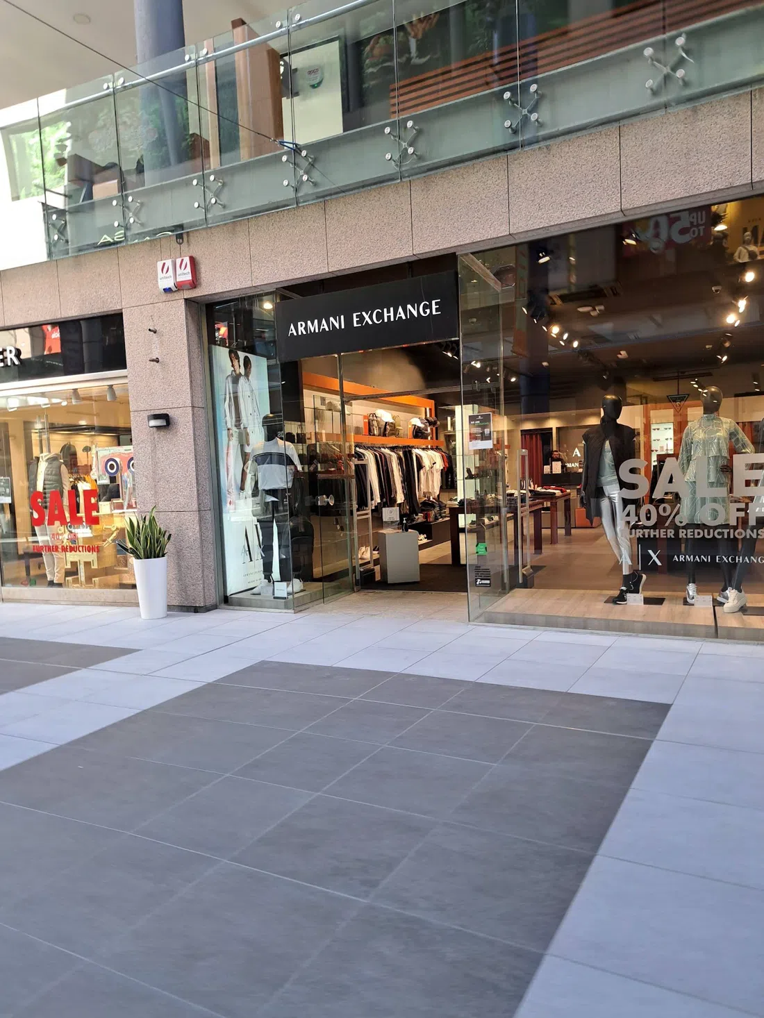 Bay Street Shopping Complex, St Julian's