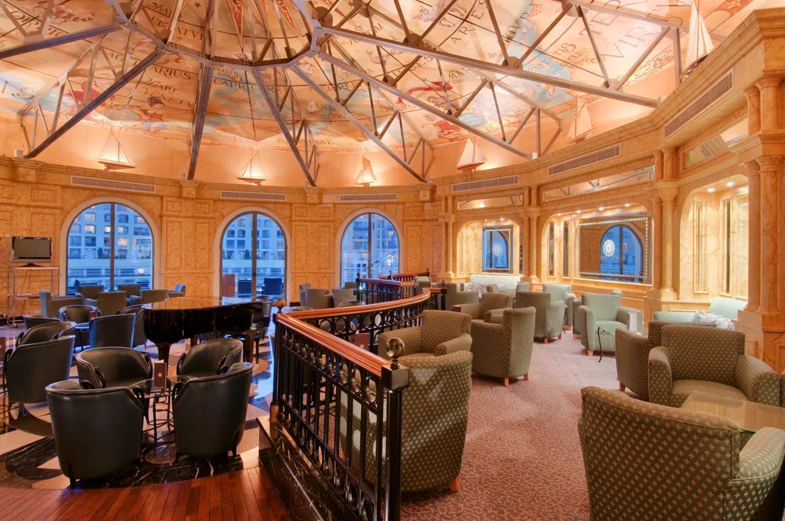 Quarterdeck Bar, St Julian's