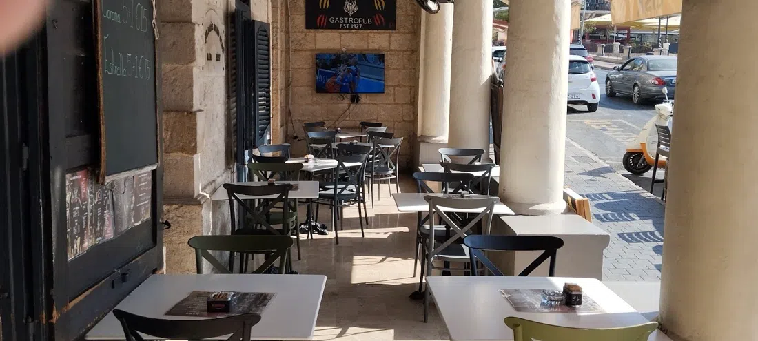 Kazin Banda San Ġiljan Gastropub (St Julian's Band Club, A.D. 1927), St Julian's