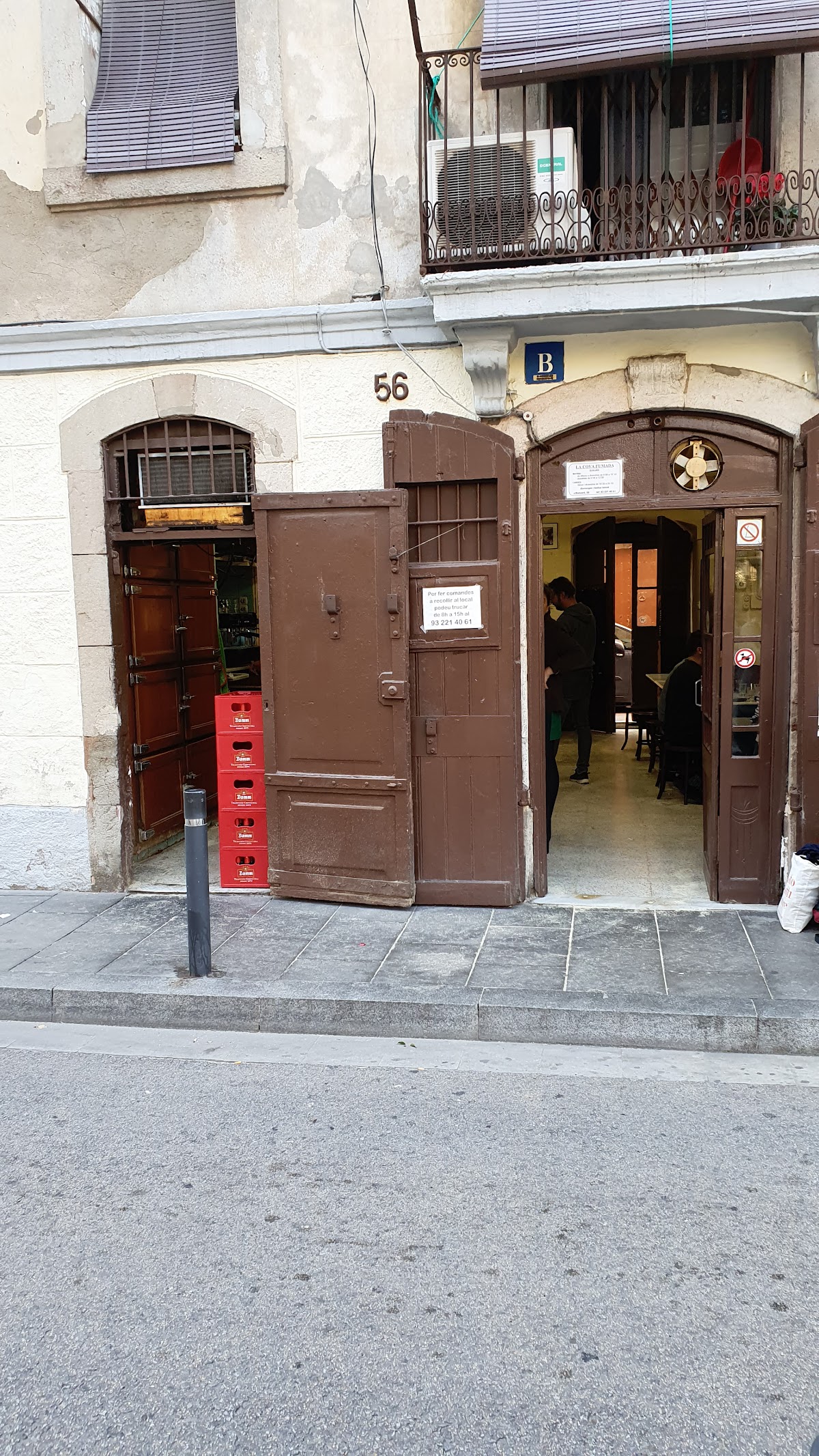 La Cova Fumada, Barcelona