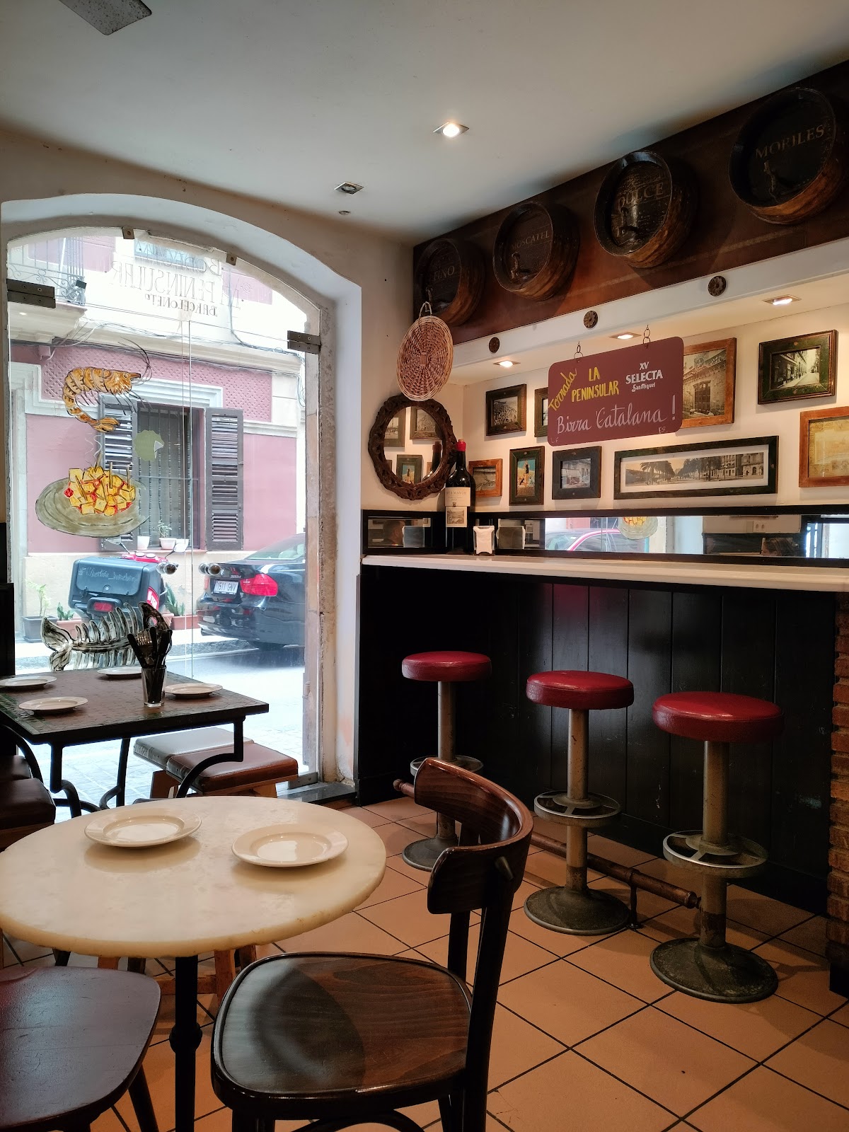 La Peninsular — photo 2