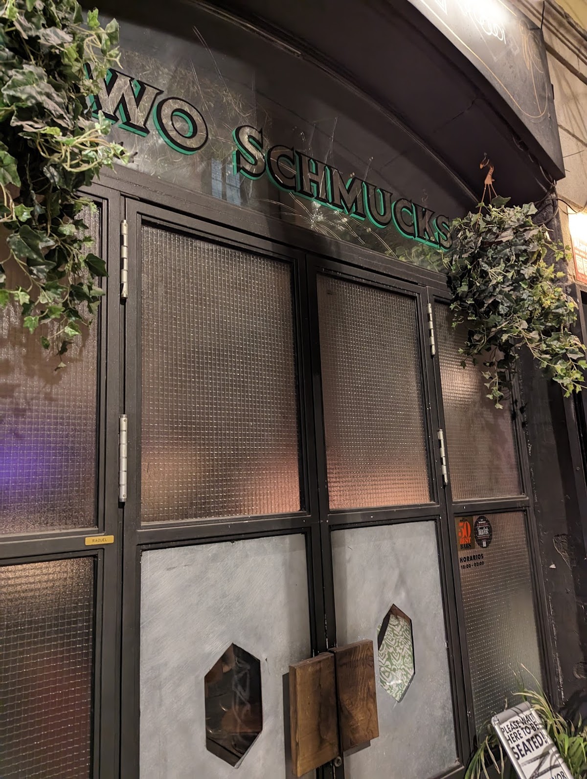 Two Schmucks, Barcelona